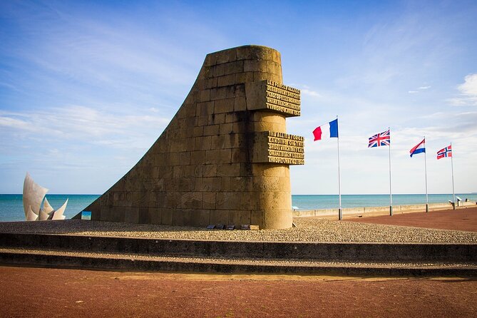 D-Day Beaches Shore Excursion from Le Havre with Packed Lunch - Pointe du Hoc: where the Rangers climbed, and what you can still see