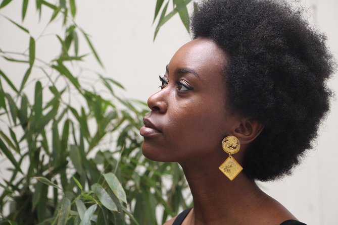 Design Luxury and Personalized Jewelry in Paris le Marais - FAQ