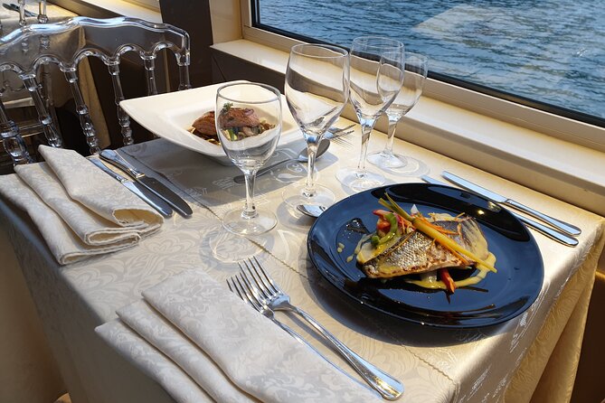 Dinner Cruise Prestige Check-out from the Eiffel Tower - Service and Atmosphere: When the Staff Makes It Feel Special