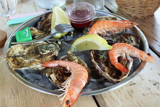 Discover Béziers differently with a Food Tour - The delicatessen stop: typical regional products you can spot again later