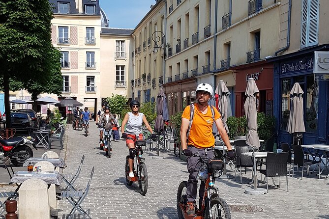 Discover Versailles on electric 2-wheelers (Yes to PRM) - Stop 4: Grand Canal views that put the scale in your head