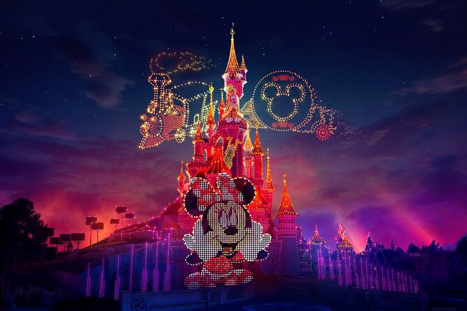 Disneyland® Paris Express Shuttle with Admission Ticket from Central Paris - Finding the Bus: The Red Jacket Rule and a Quick Scan Plan