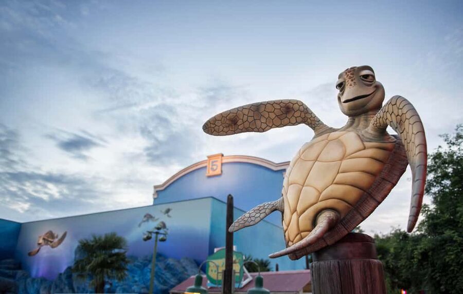 Disneyland® Paris Tickets and Shuttle Transport - Host Help vs a Real Tour Guide: What You Get On the Bus