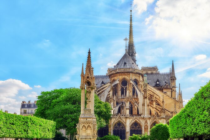 Early Access Paris Notre Dame Cathedral Walking Tour - Préfecture de Police and the WWII bullet marks you cannot unsee