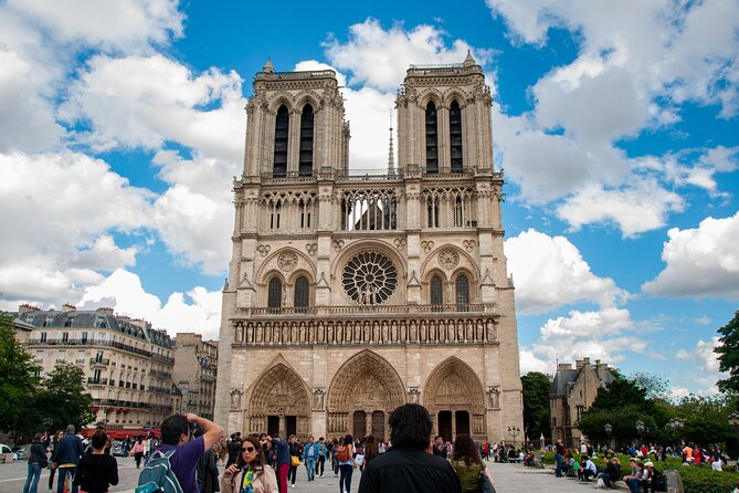 Early Access Paris Notre Dame Cathedral Walking Tour - Flower Market and Palais de Justice: daily life meets courts and revolution