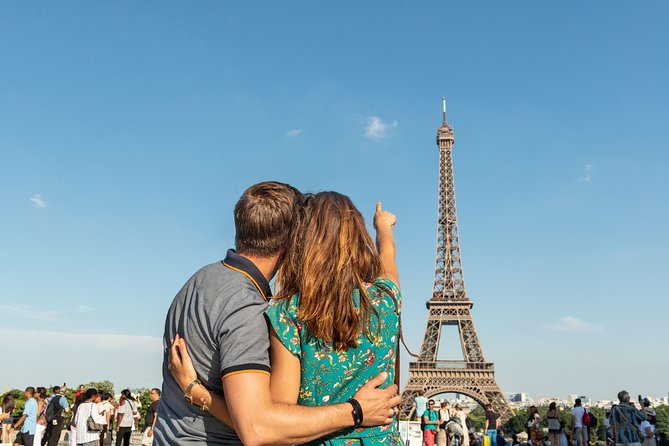 Eiffel Tower Dinner Experience and Sightseeing Seine River Cruise - What the dinner view actually covers, and why timing matters