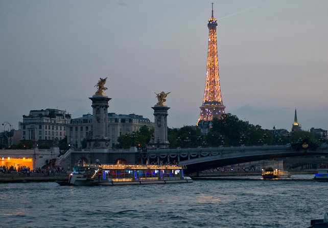 Eiffel Tower Dinner Experience and Sightseeing Seine River Cruise - Value and price: what you’re really paying for