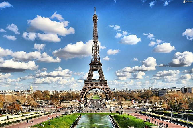 Eiffel Tower Guided Access up to the 2nd Floor or Summit by Lift - Price and Value: Is $66.28 Worth It?