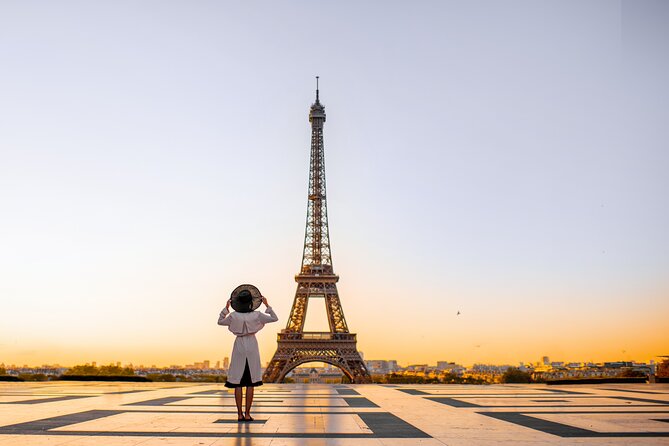 Eiffel Tower Guided Tour by Stairs with Optional Summit by Lift - Key things that make this tour work well