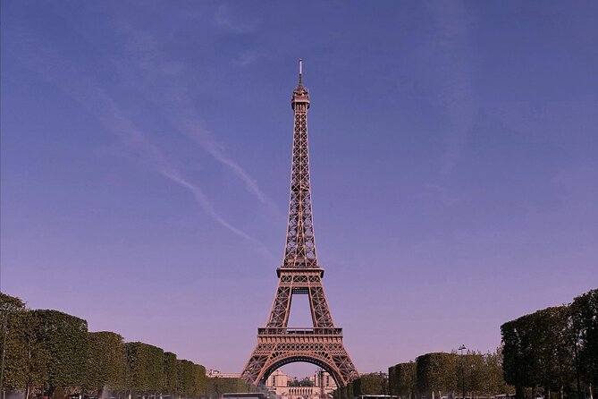 Eiffel Tower Reserved Access Summit or 2nd Floor Guided by Lift - What you gain from a small group (and what to watch for)