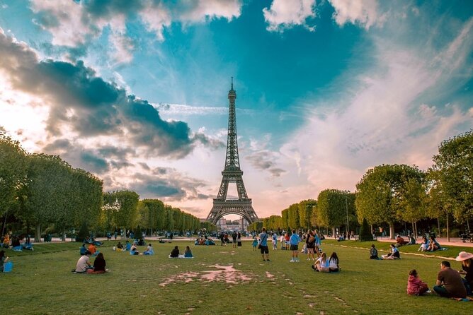 Eiffel Tower Second or Summit Floor Access by Elevator with Views - What the Host Actually Does Up to the Second Floor
