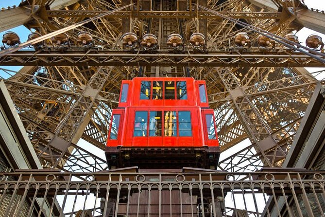 Eiffel Tower with Optional Summit Access by Lift - How the preferred time works, and why dusk slots matter