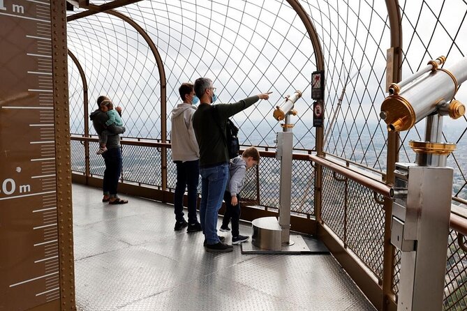 Eiffel Tower with Optional Summit Access by Lift - Getting there in Paris, and timing your walk around the area