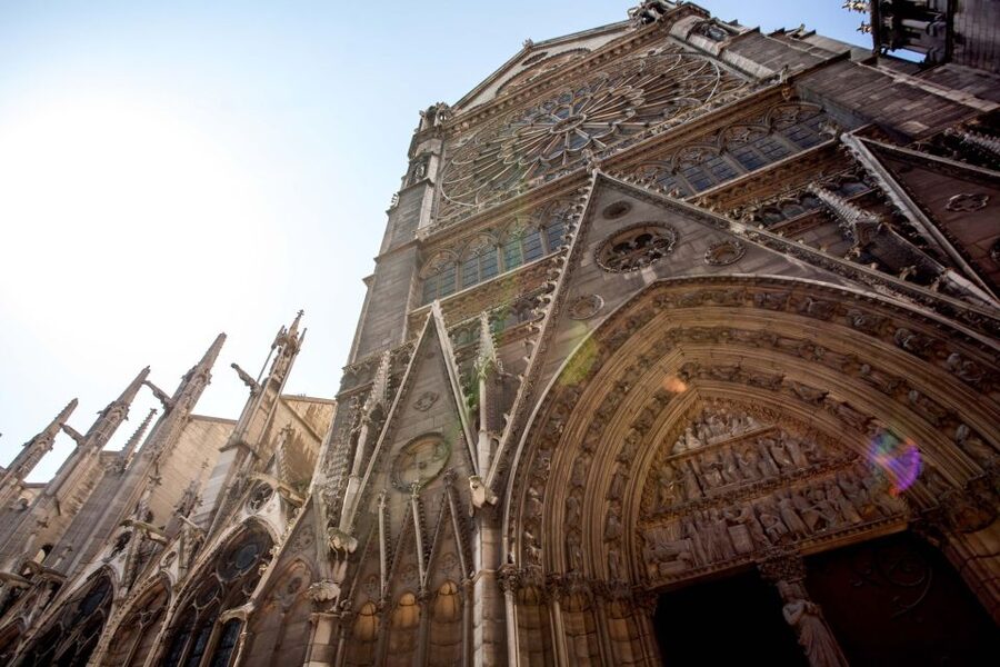 Electric Bike Tour of Paris’ Hidden Gems - Romantic Paris moments: bridges, parks, cafes, and pastry breaks
