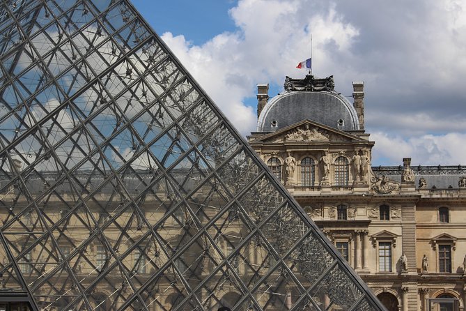 Exclusive Semi-Private Louvre Tour with Mona Lisa, Max 6 People - Book it or skip it