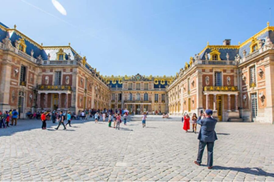 Excursion from Paris to Versailles Palace by Tootbus - Key things you’ll notice