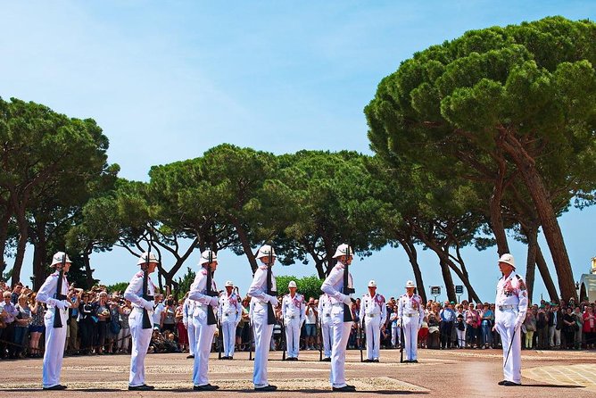 Eze, Monaco & Monte-Carlo Half Day Private Tour - Fragonard in Èze: what that guided visit gives you