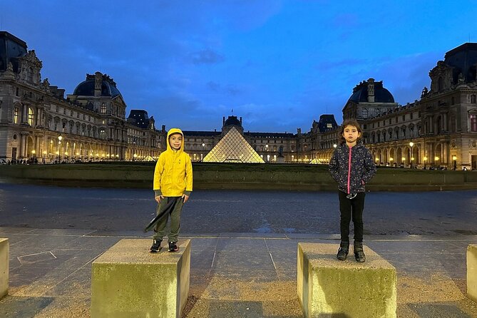 Family Friendly Louvre Museum Private Guided Tour - What a private family Louvre tour really changes
