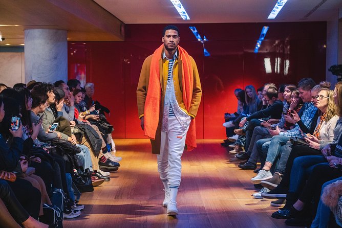 Fashion Show at Galeries Lafayette Paris - Wearable trends, quick changes, and the music factor