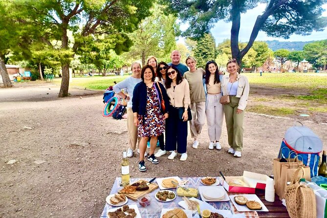 Food & Wine Lovers Tour of Nice Local Markets and Best Shops - Up to Castle Hill: the final picnic with wine, pastries, and shade