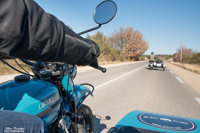 From Aix-en-Provence: 2-Hour Wine & Scenery Sidecar Tour - Lavender, poppies, and the countryside vibe you can actually feel