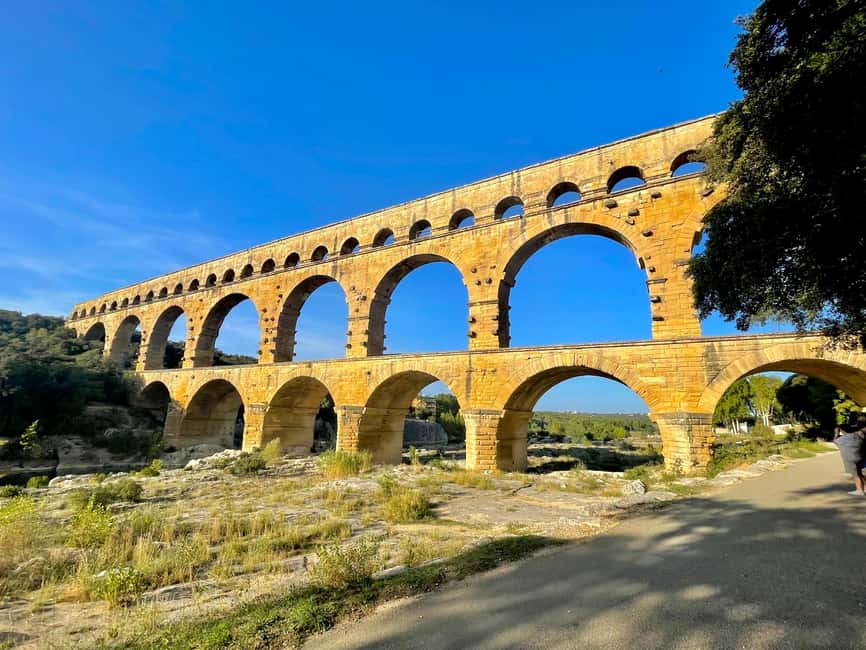 From Avignon: Provence Highlights Full-Day Tour - Fontaine de Vaucluse: start with France’s biggest spring
