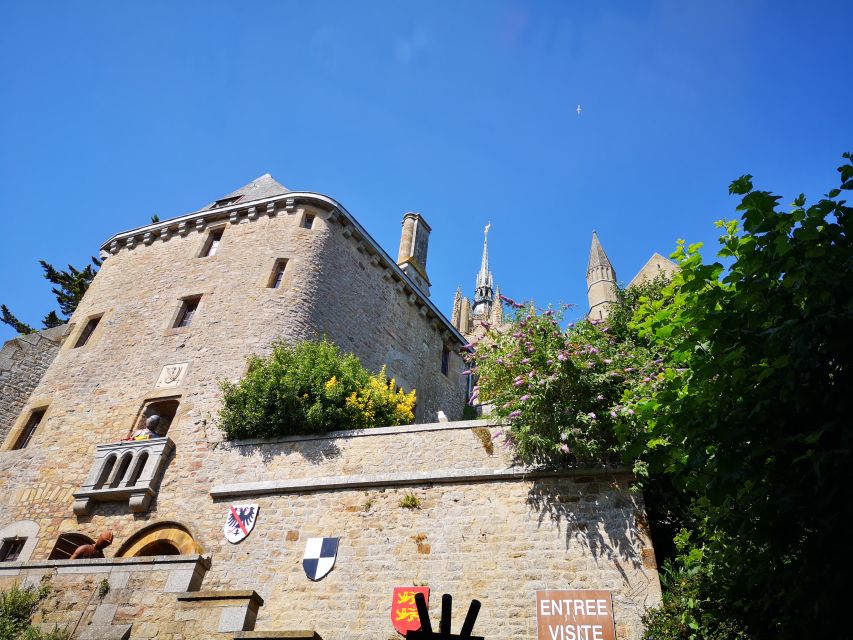 From Bayeux: Full-Day Mont Saint-Michel Tour - The stairs and the crowd reality check
