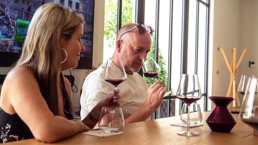 From Bordeaux: St-Emilion Day Tour with Tastings and Lunch - Saint-Émilion streets: UNESCO context that makes the wine make sense