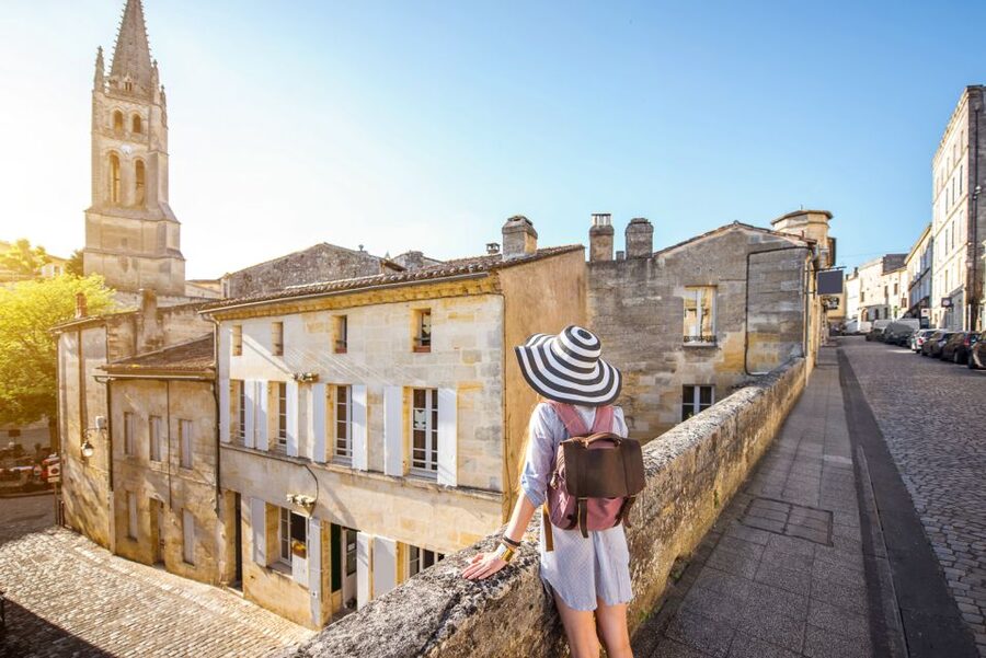 From Bordeaux: St. Emilion Village Half-Day Wine Tour - Getting There From Bordeaux in a Comfortable Mercedes Minivan