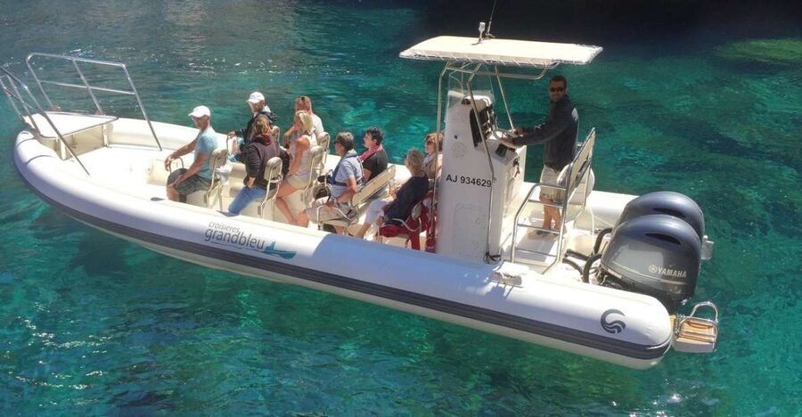 From Cargèse: Scandola Day Tour & Girolata Lunch Stop - What to bring so the day stays comfortable