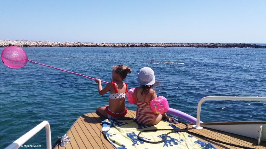 From Juan les Pins: Private French Riviera Solar Boat Cruise - How the private format works for families, friends, and couples