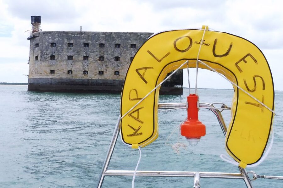 From La Rochelle: Sailing Cruise to Fort Boyard - Fort Boyard approach: the main event for photos and sea vibes