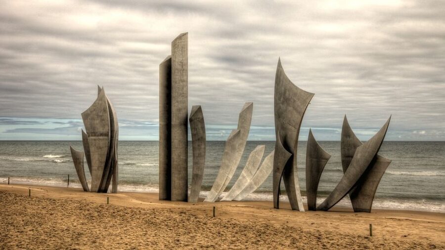 From Le Havre: D-Day Beaches Shore Trip with Packed Lunch - Why Le Havre works so well for D-Day