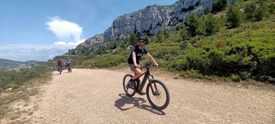 From Marseille: Calanques National Park E-Mountain Bike Tour - Guides, safety kit, and the small details that can make or break the day