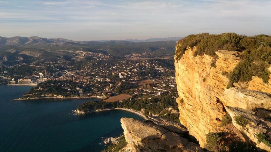 From Marseille: Cassis & Aix-en-Provence Half-Day Tour - Cassis port time: what to do with your 2 hours