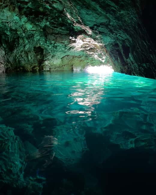 From Marseille: Iconic Calanques Boat Tour with Swimming - Stop in the Riou Archipelago: Your First Water Break and Photo Moment