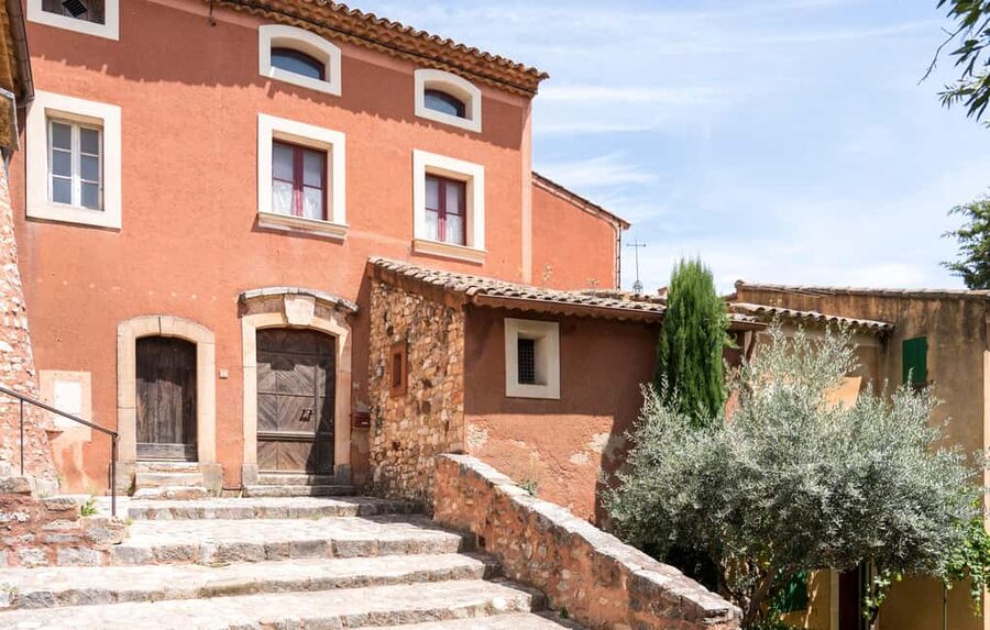 From Marseille: Luberon Market & Villages Full-Day Tour - Marseille to the Luberon, why this tour format works
