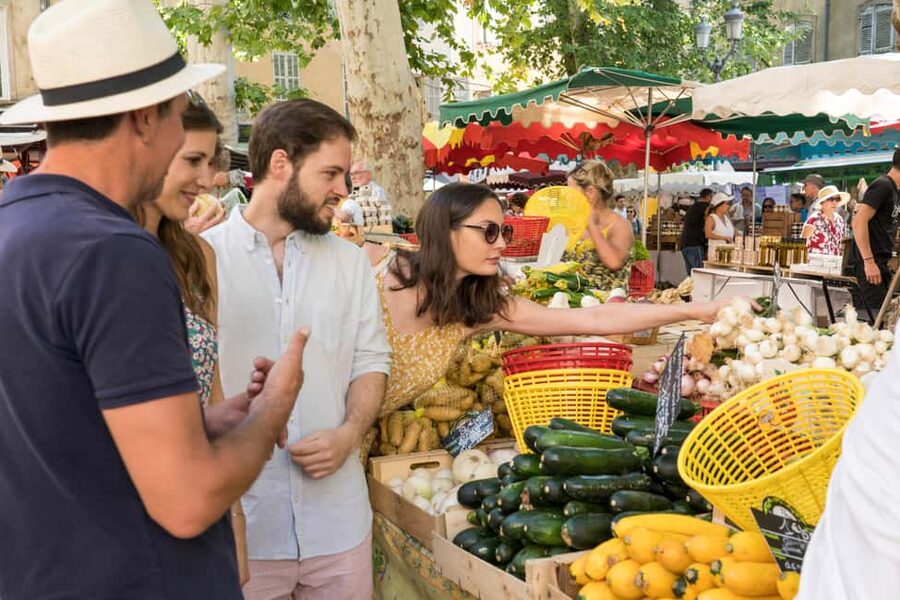 From Marseille: Luberon Market & Villages Full-Day Tour - The driving day: what 11 hours feels like in real life