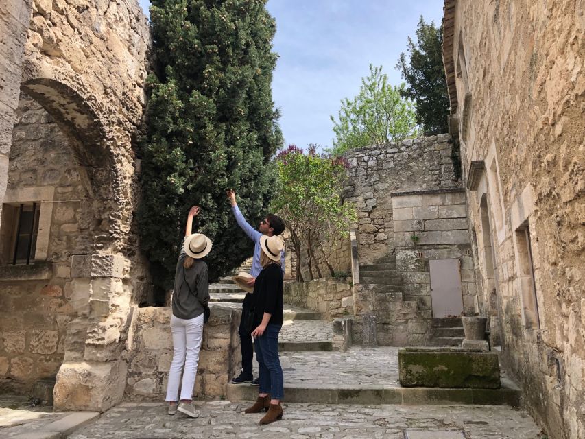From Marseille: Provence Sightseeing Tour and Wine Tasting - Les Baux-de-Provence: medieval ruins, rocky views, and the time you really need