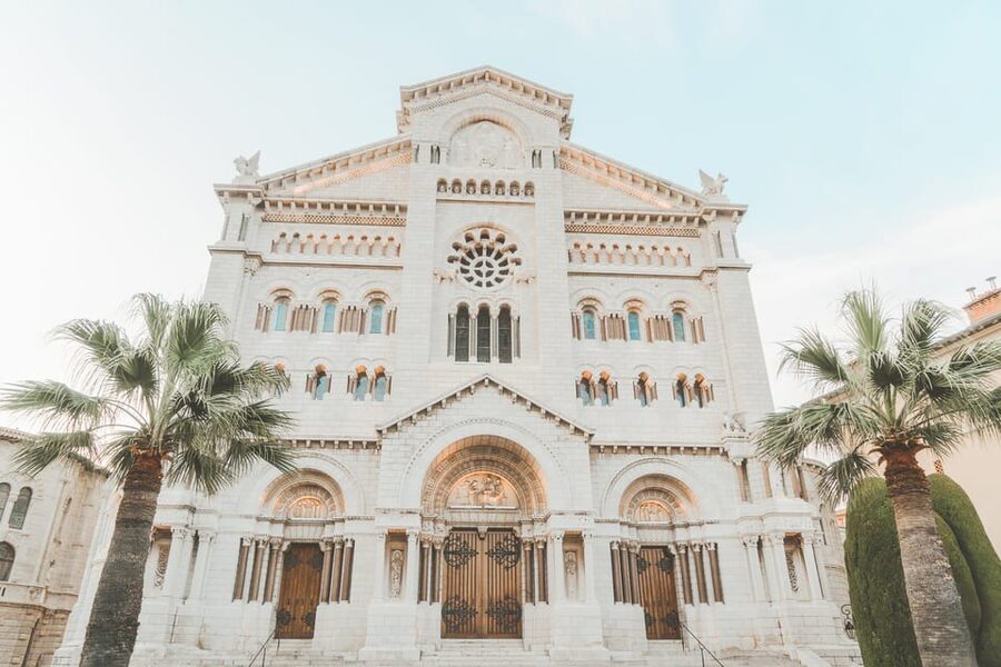 From Nice: Eze, Monaco, and Monte Carlo Half-Day Trip - Your Guide: The Real Value Behind the Live Commentary