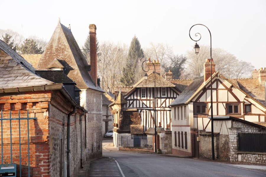 From Paris: 2-Day Normandy & Brittany Tour - A Smooth Paris Depart With Rouen and Honfleur as Warm-Ups