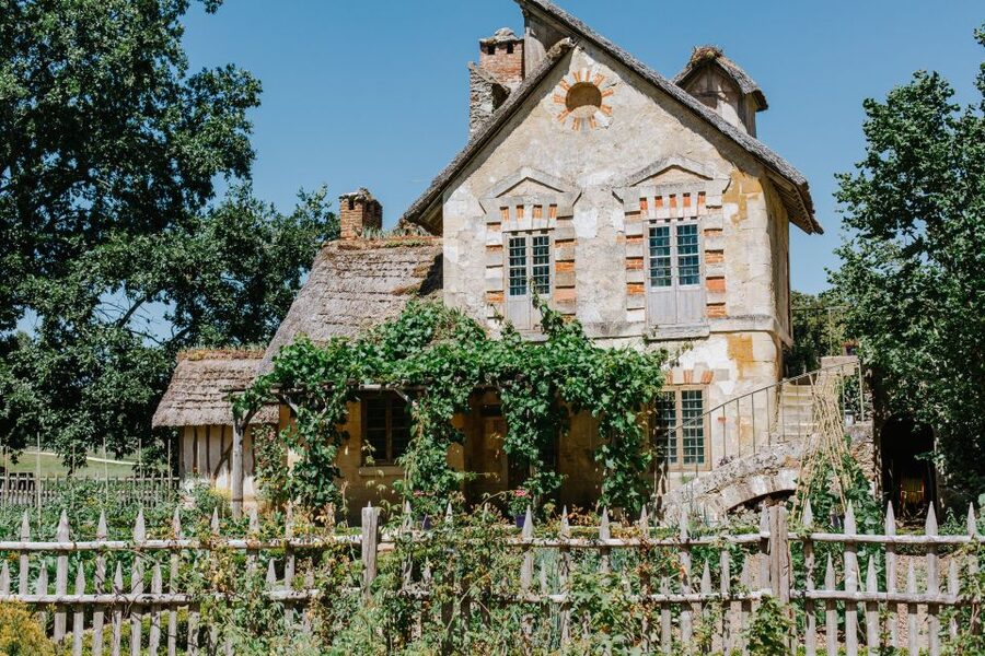 From Paris: Bike Tour to Versailles with Timed Palace Entry - Timed entry and your self-guided palace time with an audio guide