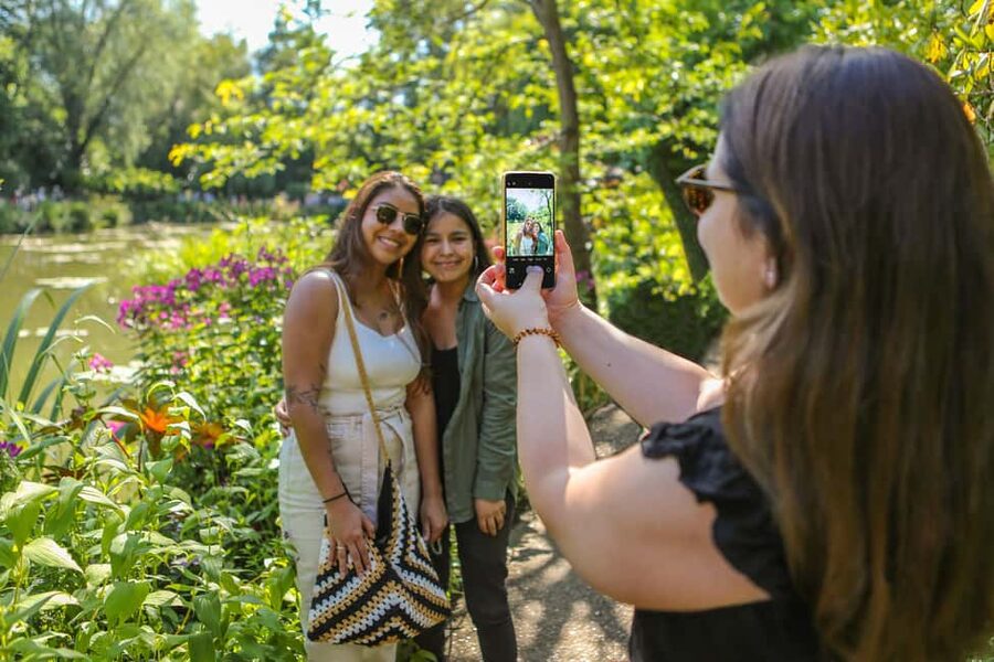 From Paris: Giverny Audio-Guided Tour - Paris to Giverny: the timing that makes or breaks your day