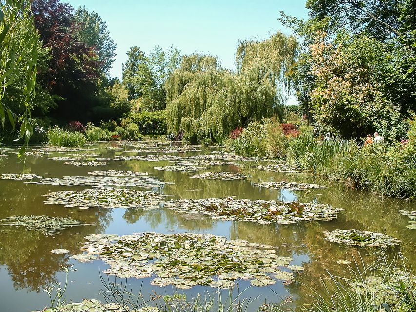 From Paris: Giverny Day Trip with Audio Guide or Live Guide - Price and value: what $93 buys you from Paris