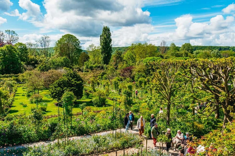 From Paris: Giverny, Monet’s House, & Gardens Half-Day Trip - Price, value, and who should book this trip