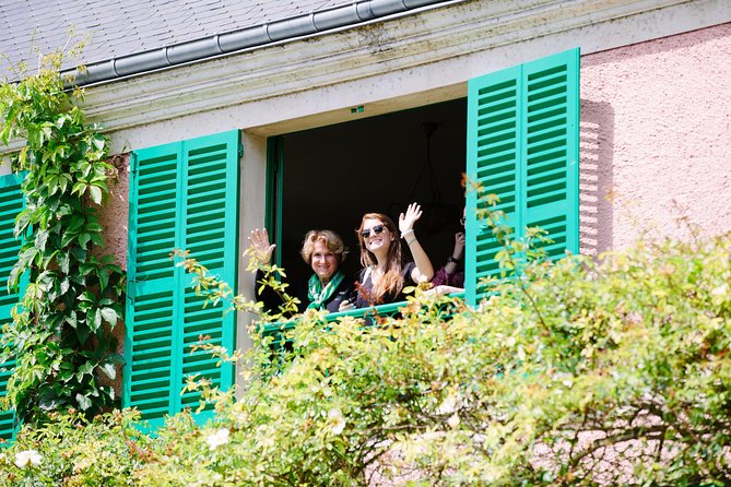 From Paris: Monet Gardens & Giverny Bike Tour with Picnic Stop - The Bike Ride to Giverny: Short, Scenic, and Not Overly Technical