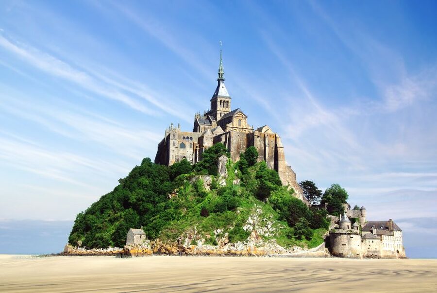 From Paris: Mont St Michel and Loire Valley 2 Day Tour - Free Time at the Abbey and Village: How to Use It Smartly