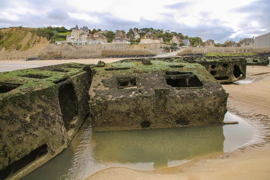 From Paris: Normandy D-Day Beaches Day Trip - Longues-sur-Mer and the Atlantic Wall battery: seeing the other side