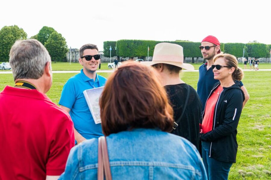 From Paris: Small-Group Loire Valley Castles Full-Day Tour - Getting From Paris to the Loire Without Losing Your Day