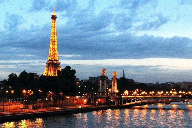 From Paris to CDG airport or From CDG airport to Paris (one way) - The pickup timing rules that prevent surprise fees